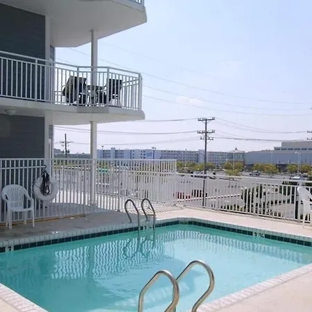 4100 Coastal #102-2
